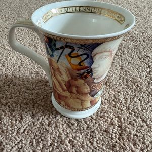 Dunoon Millennium 2000 Fine Bone China Cup
